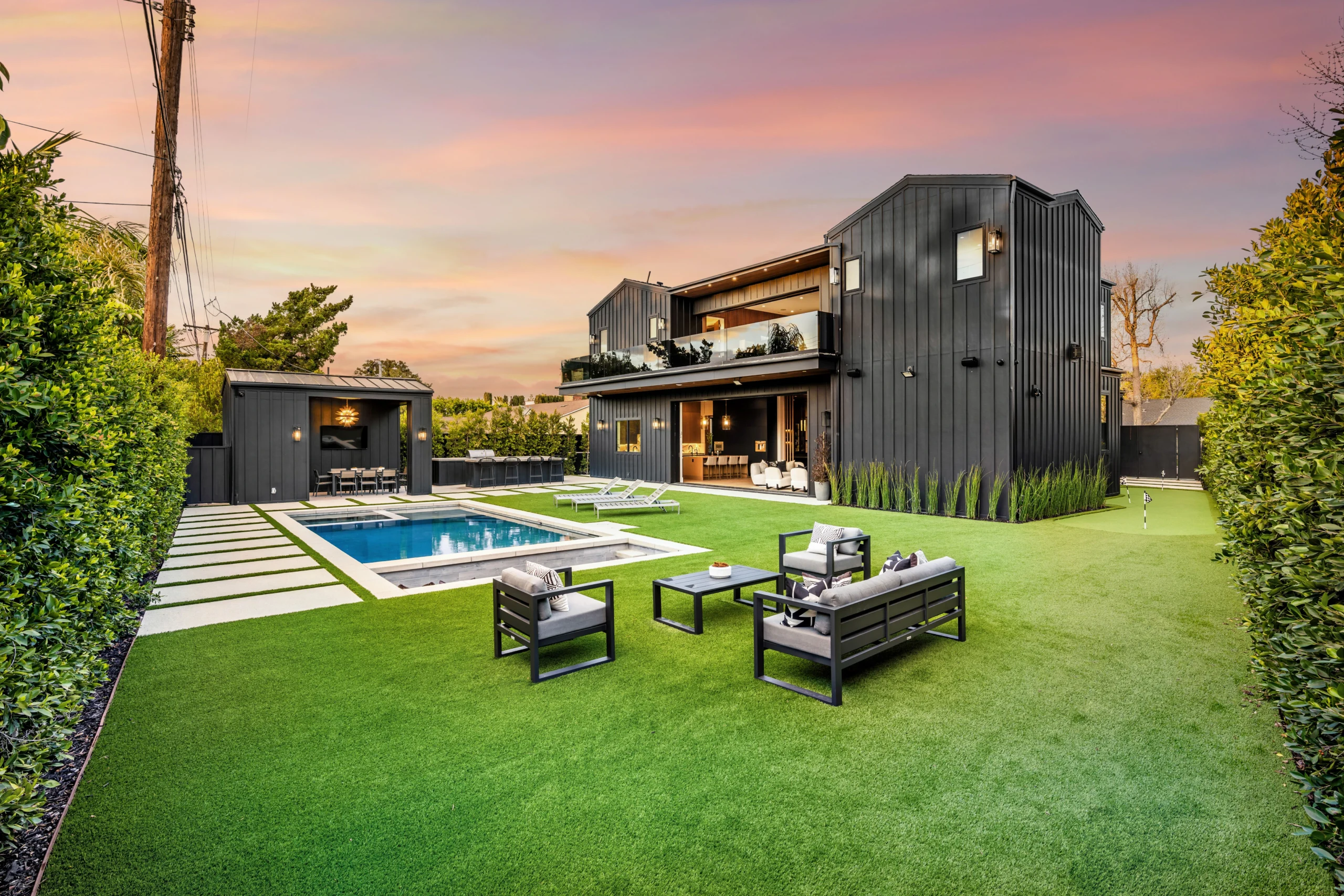 Luxury Wainscott real estate market